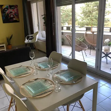 Soyeux De La Bruyere/ Grenoble*parking Gratuit Grenoble